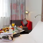 Novotel Centrum Hotel 4*