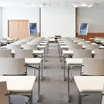 호텔 노보텔 루벵 센트럼 4*