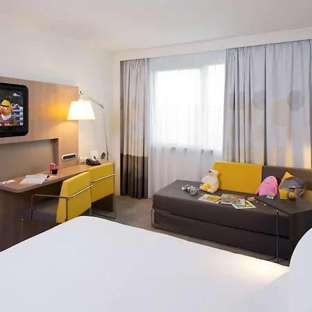 Hotel Novotel Centrum Loviano
