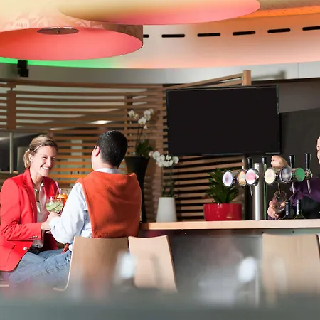 Novotel Centrum Hotel 4*