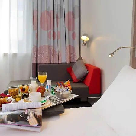 Novotel Centrum Hotel 4*