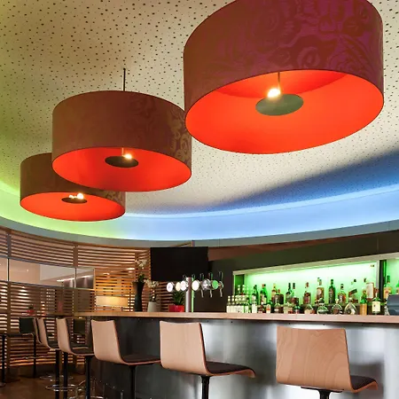 Hotel Novotel Centrum Loviano