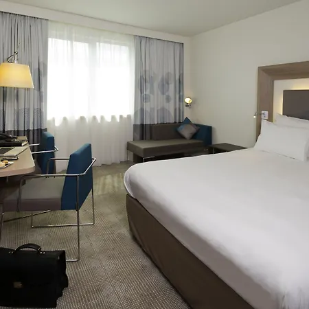 Novotel Centrum 4* Левен