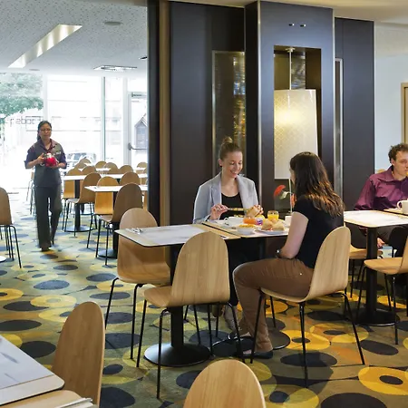 Novotel Centrum فندق لوفين