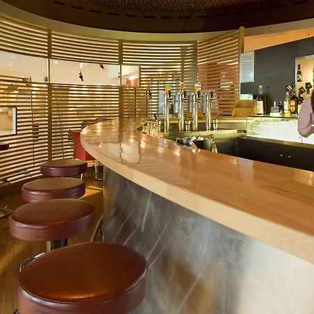 Novotel Centrum Готель