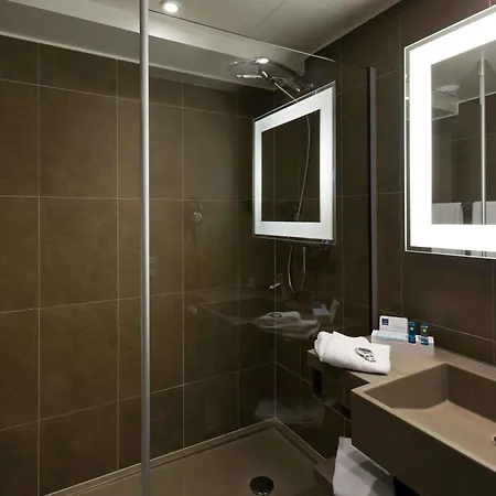 فندق Novotel Centrum 4*