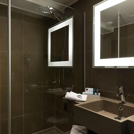 Novotel Centrum מלון ליובן