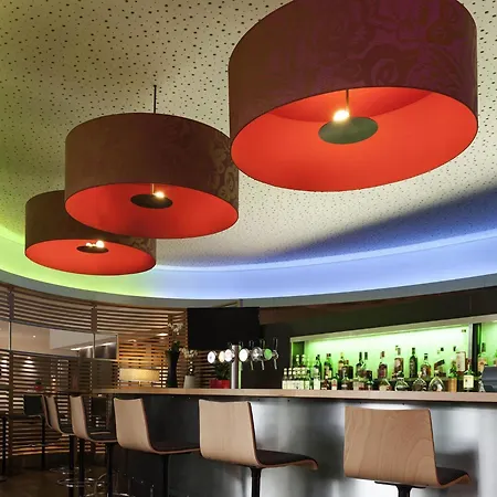 Novotel Centrum Hotel 4*