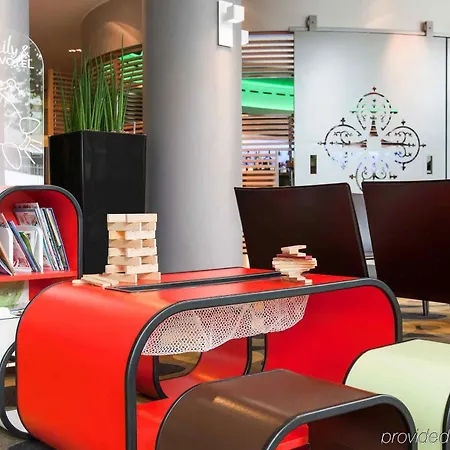 Hotel Novotel Centrum Loviano