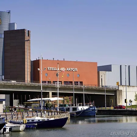 Готель Novotel Centrum