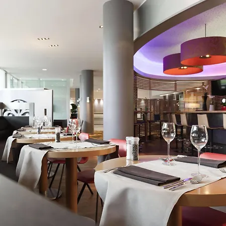 Hotel Novotel Centrum Loviano