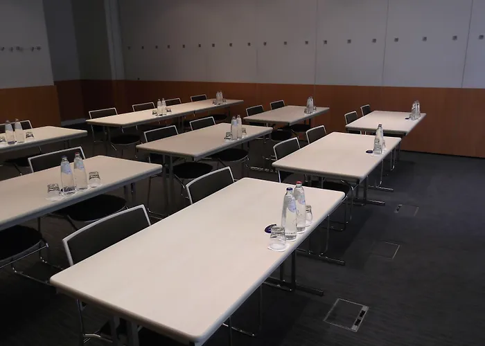 מלון Novotel Centrum 4*