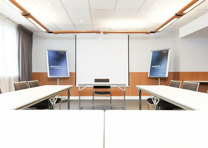 Novotel Centrum מלון 4*