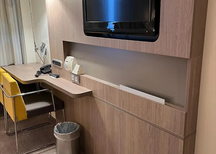 Novotel Centrum 4* ליובן