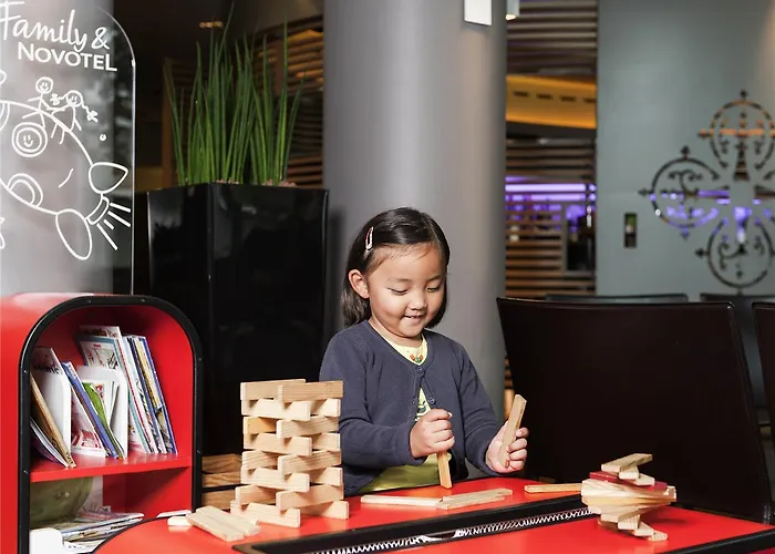 Novotel Centrum מלון 4*