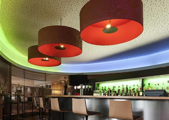 Novotel Centrum מלון 4*