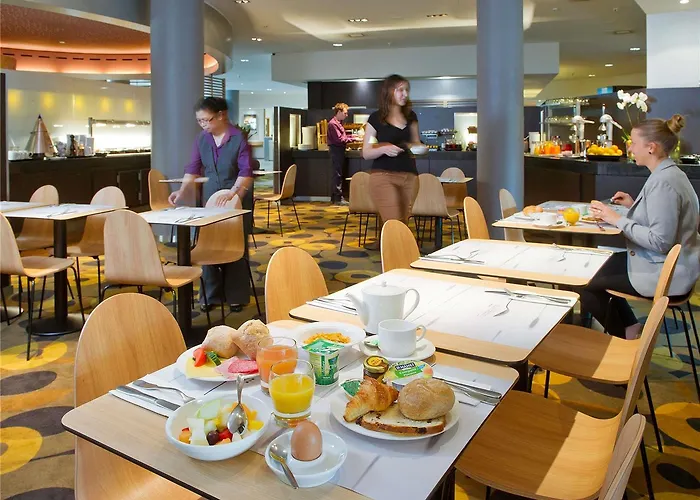 Novotel Centrum מלון ליובן