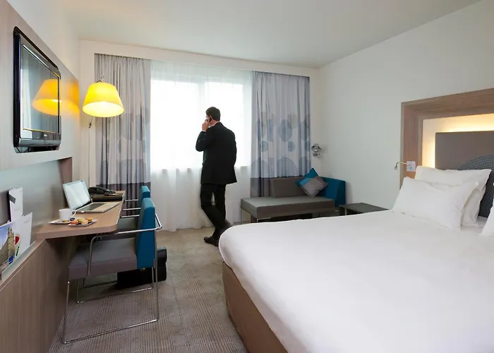 מלון Novotel Centrum